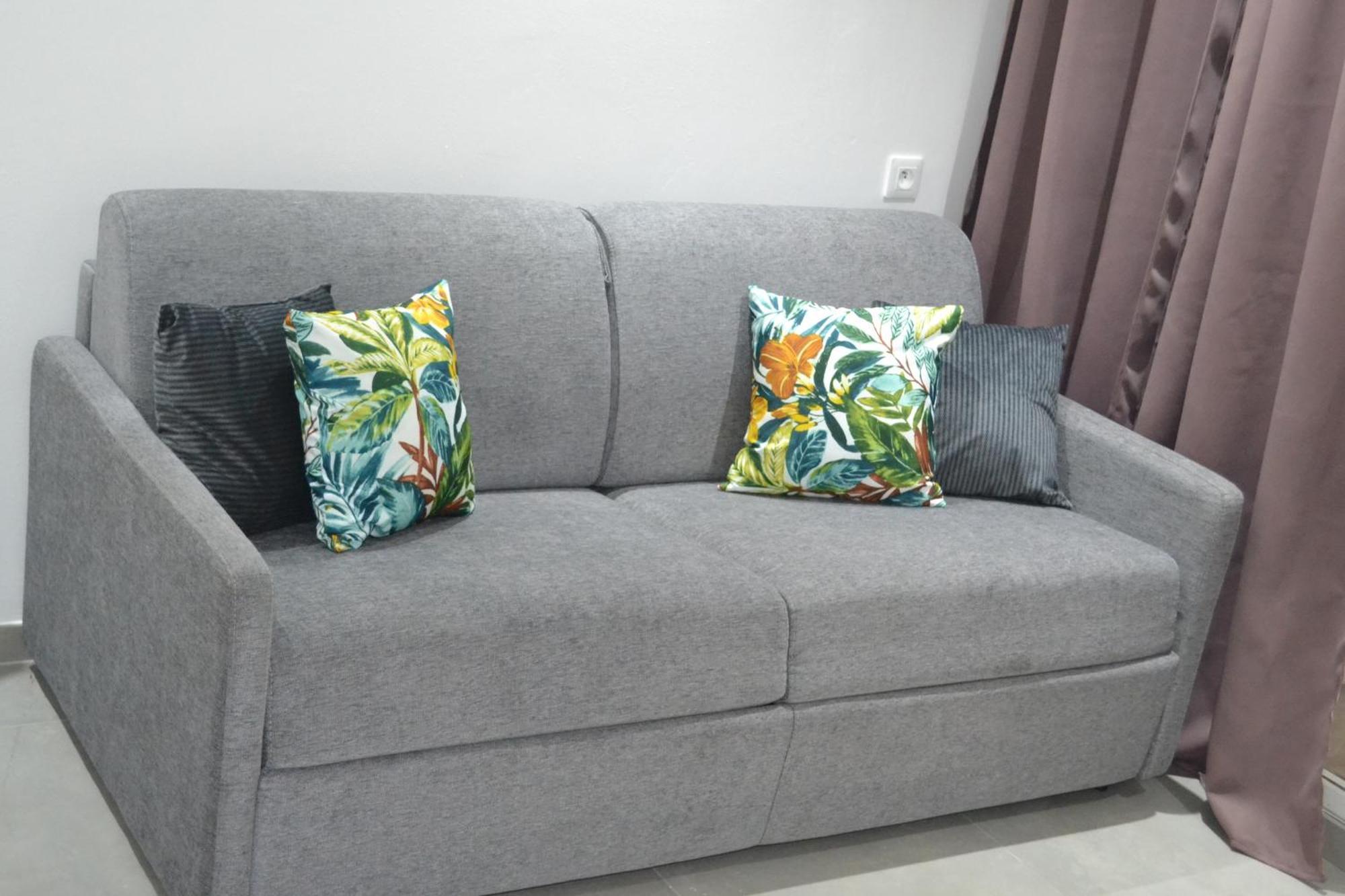 Le Marlon Apartment ลา ทรินิเต ภายนอก รูปภาพ