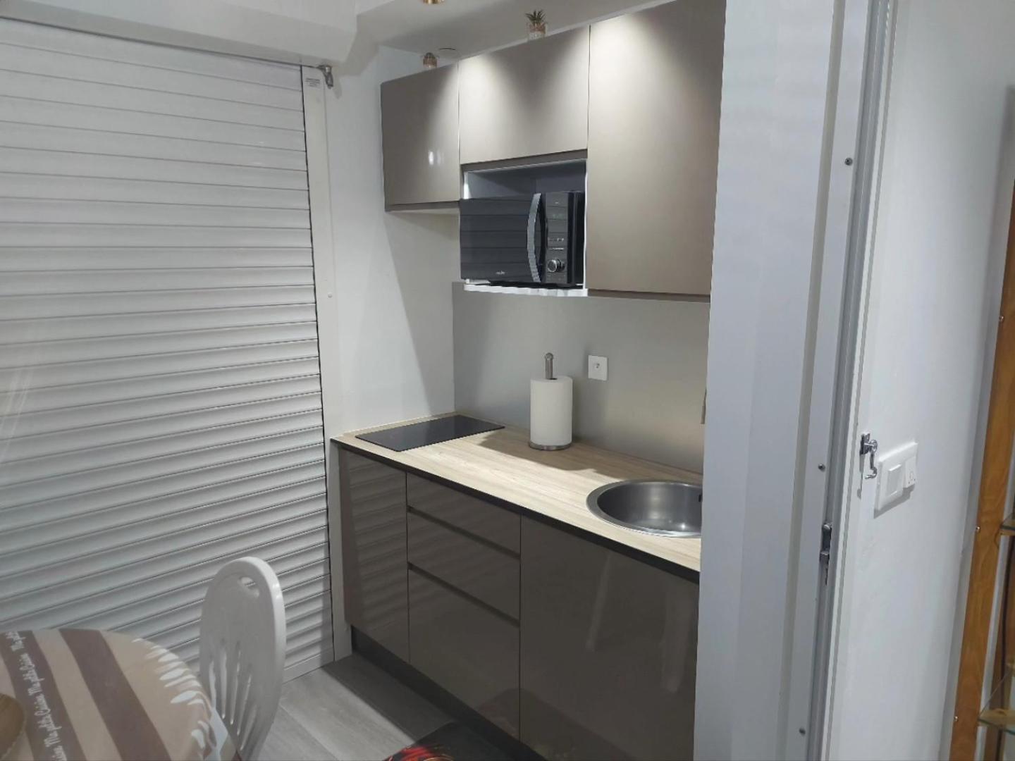Le Marlon Apartment ลา ทรินิเต ภายนอก รูปภาพ